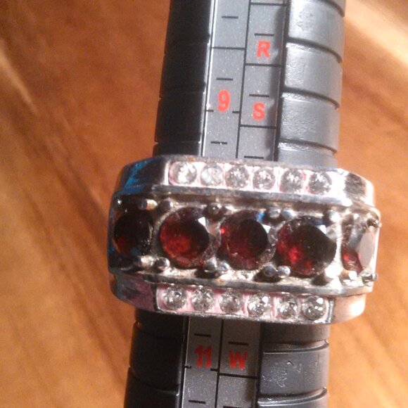 Men's Garnet and White Crystal Stainless Steel Ring (Size 10) - Picture 4 of 8